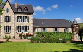 Chateau De Saint Etienne