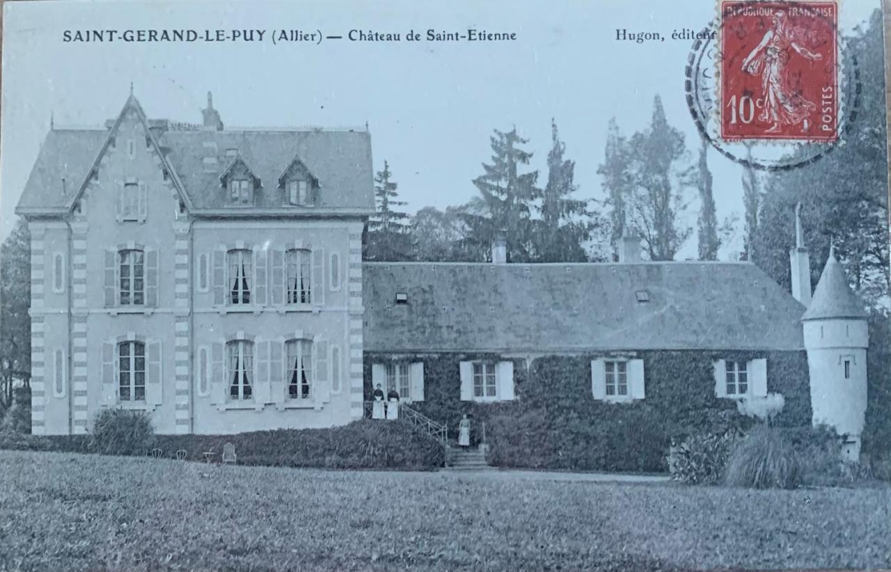Chateau De Saint Etienne Buitenkant foto